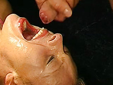 Amateur German blonde gets her mouth filled with cum