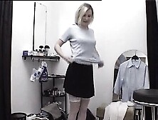 Dessous Schlampe Dana bei Videodreh gefickt