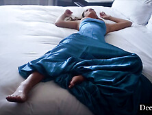 Man Lives Out His Kinks Through a Telescope