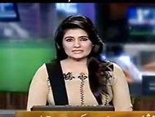 Beenish Saleem In Geo News ()