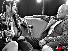 Sabien Demonia & Mike Hell Recreate Their Award-Winning Gonzo Scene