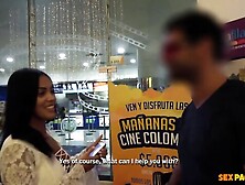 Latina Mall Cutie Public Pick Up And Messy Facial