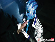 Sex mad guy meets blue skin slut from Mars and give it to her