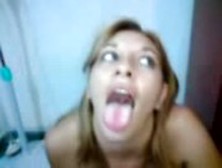 Xvideos caseiro engolindo a porra