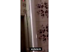 Desi lover making hot porn in hotel bathroom viral mms