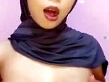 Acel Celva Jilbab Colmek Pakai Dildo