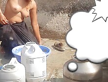 Saw Bathing Completely Naked Full Desi Village Girl Bathroom Video