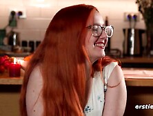 Ersties - Getting to know each other naturally – Jolien & Iva discover each other with pleasure