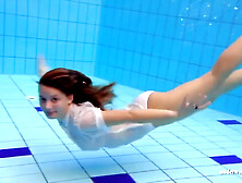 Pink Pussy Babe Undressing Underwater