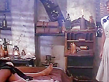 Tawny Kitaen - Zabou Breitman - Gwendoline (1984)