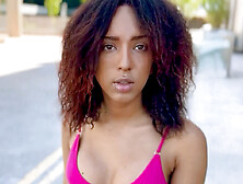 Torbe Catches Preciosa Tímida Mulata Luna Blackx