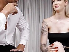 Alpha Female Dominates & Rides Her Hunk's Big Dick In A Passionate Romantic Scene