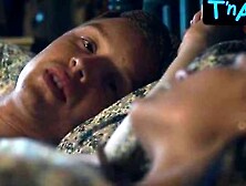 Sarah Ramos Butt Scene in The Long Road Home