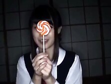 Amateur teens give guy a blowjob in reality sexparty