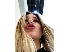 Russian camwhore Baravisha in a mall, toilet