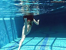 Spanish Pornstar Diana Is Horny In The Pool