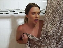 SisLovesMe - Bubbly Butt Sis Is A Tease