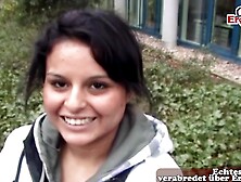 Deutsche Jungfrau zum Sex überredet beim ersten casting