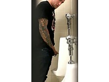 Guy Pissing