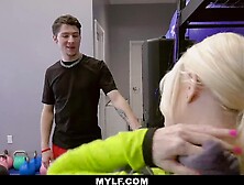 Mylf - Hot Mother I'd Like To Fuck Nikki Delano Sucks Her Coach’S Schlong