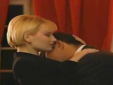 Monella di provincia scena