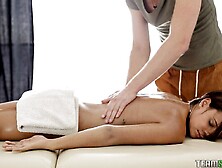 Aesthetic babe with brown hairs Sophia screwed in the cowgirl pose