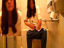 Asian Toilet Voyeur