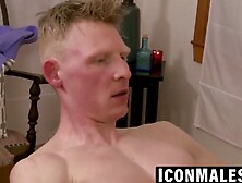 Horny Brock takes Robâs big hard cock deep in his ass