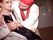 Avantgarde Extreme # 30 - Die Ordensschwestern Des Hl. thoratius