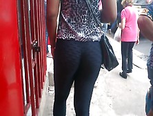 Street candid of a hot ass bitch on the street