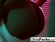 Super hawt Olivia teases in the shower