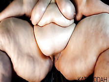 Princess KATBOODAH'S Monster Titan Hips & Adore Dream Converse