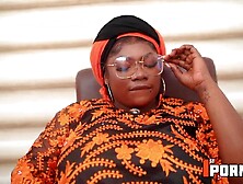 My boss is getting screwed by my boyfriend