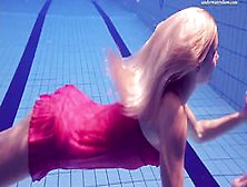 Elena Proklova shows how sexy can one be alone in the pool