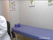 Hornyvalley. Com Pervert Doctor & Young School Girls. Mp4