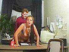 Notgeiler Rechtsanwalt Bummst Seine Angestellte Im Buero