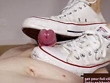 Shoejob with Converse sneakers,  cums on on soles