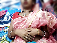 Hoty lips desigirl hard fingering