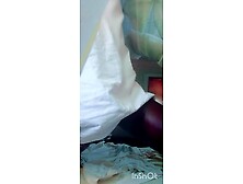 What along GIANT CREAMY MONSTER BBC ???????? is humped large hand ????