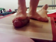 Amaterur Pov - Barefeet Cockbox Footjob