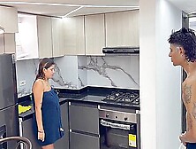 Se Va El Agua En La Unidad Y Hago Venir A Chorros A La Puta Embarazada De Mi Vecina 21 Min