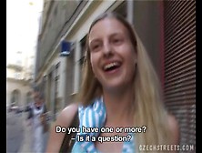 Czech brunette slut Veronika sucks in the car