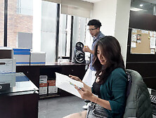 I got bored in the office and decided to masturbate next to my morbid partner