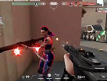 Chico soltero jugando con sus manos