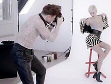 Romantic Brunette Cute Girl Gets Cunnilingus At The Cinema