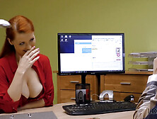 Gingembre Buxom Est Baisee Dur Au Casting Interprete Par Lagent