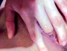 Tocándome todita hasta llegar al orgasmo