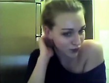 18 Year Old Janni On Webcam