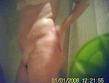 marearia in shower 4