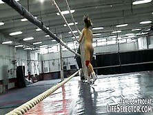 NFC : Leyla vs.  Angel - 85032